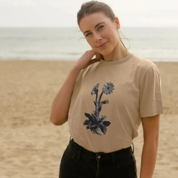 Leafy Elegance T-shirt